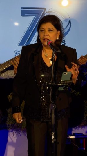 Roberta Miranda Instagram - Festa comemoração 70 anos @rederecordoficial  @recordtveuropa  honrada em ter recebido este convite !!
Aqui um pouquinho desta noite maravilhosa !!
Grata a toda equipe! E em especial a  ANA Paula!!