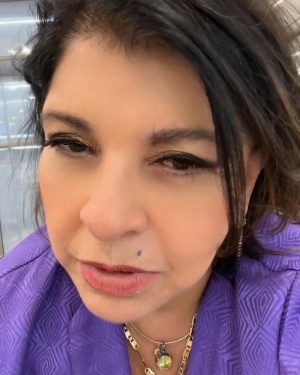 Roberta Miranda Instagram - Grata a imprensa Brasil!! :
:
:
:#lisboa  #musica #robertamiranda #severinormoficial #sertanejo #perigosaelinda
