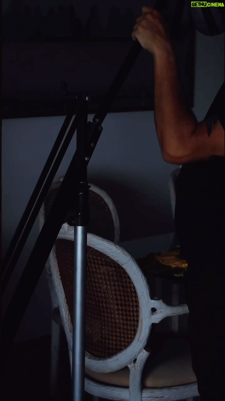 Roberta Miranda - 46.8K Likes - É spoiler que vocês querem… Toma spoiler!!
Cante comigo! Vá no meu feed, pegue meu vídeo cantando e faça um remix comigo. Aguarde um #DIRECT meu com uma surpresa!! #directrobertamiranda Lançamento dia 23/01 em todas as plataformas digitais.