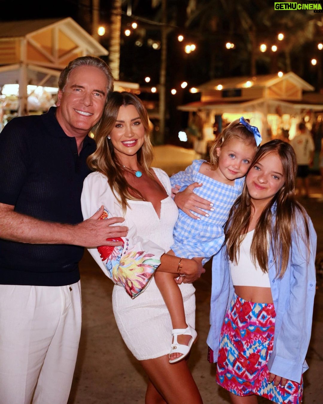 Roberto Justus Instagram - 📍BAHAMAS #family 🤍 Atlantis Bahamas