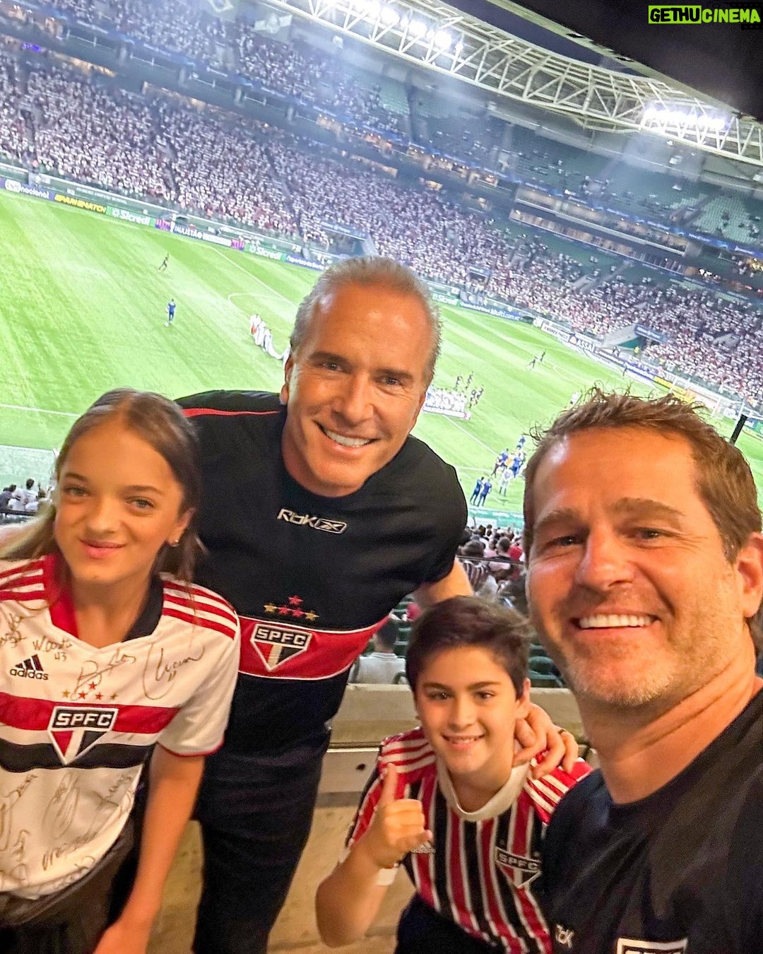 Roberto Justus Instagram - Hoje não deu! Está bem difícil torcer para o tricolor atualmente..