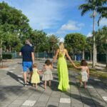 Roberto Justus Instagram – Como é bom curtir esses momentos com a nossa filhinha e as netinhas.. 💙💙💙 Miami Beach, Florida