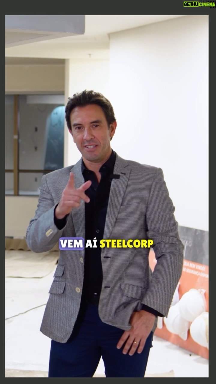 Roberto Justus Instagram - Como não se entusiasmar com um projeto como esse? Aqui, na @steelcorp.tech , uma empresa impulsionada pela dinâmica, força e peso que o nosso negócio trará para o mercado, é onde nos dedicamos à formação de mão de obra e à criação de oportunidades para as pessoas. Este é o nosso propósito: revolucionar o mercado da construção industrializada, promovendo crescimento e impacto positivo. #construcaoindustrializada #inovacao #sustentabilidade #construtech #lightsteelframe #projetos