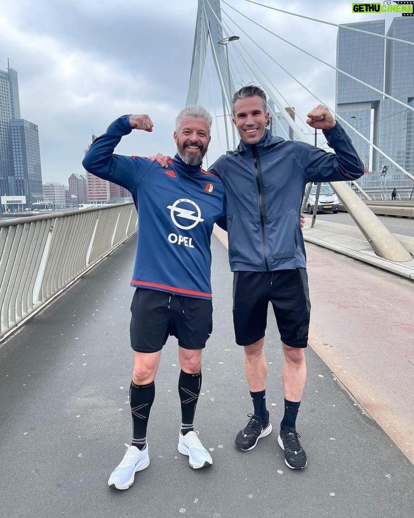 Robin van Persie Instagram - Worry less, run more 💥 Went for a nice run in my beautiful hometown with my friend @labrie_was_here #15K 💪! Next up: 1/2 Marathon 😜 Rotterdam, Netherlands