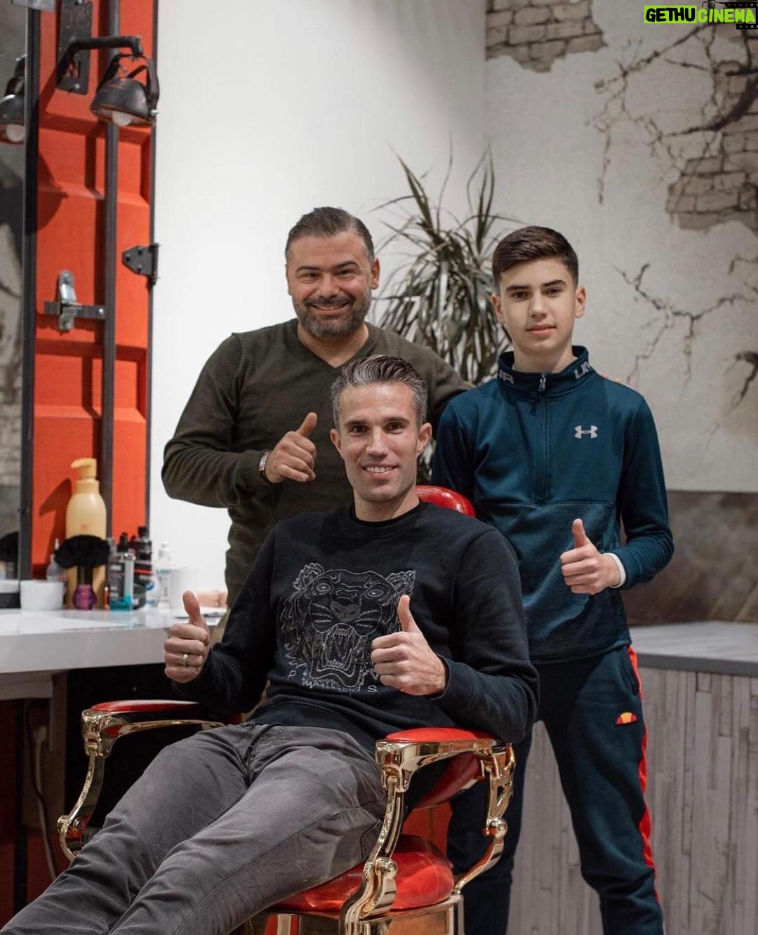 Robin van Persie - 88.6K Likes - Honoured to get my very own RVP corner at the best barbershop in town ✂️🤩 Big shoutout to @meffcmc70 & @barber_ori! Fantastic guys and great professionals 👊