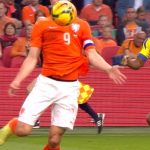 Robin van Persie Instagram - Scoring beauties vs Ecuador❓ @robinvanpersie knows how to do it! 🤤 #NothingLikeOranje #WorldCup #NEDECU Tonight!