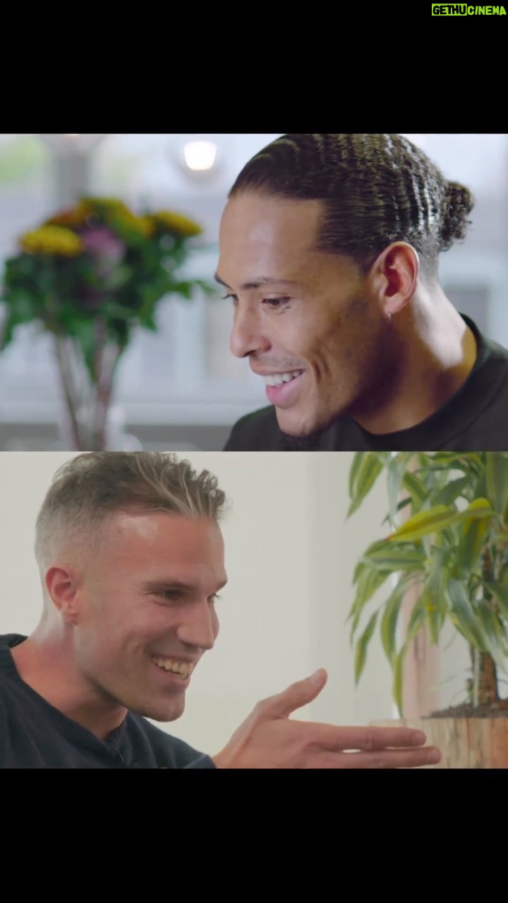 Robin van Persie - 131.1K Likes - VVD 🤝 RVP 🇳🇱
An honour to share this special edition #FIFA23 #FIFAWorldCup cover with a legend 🔥