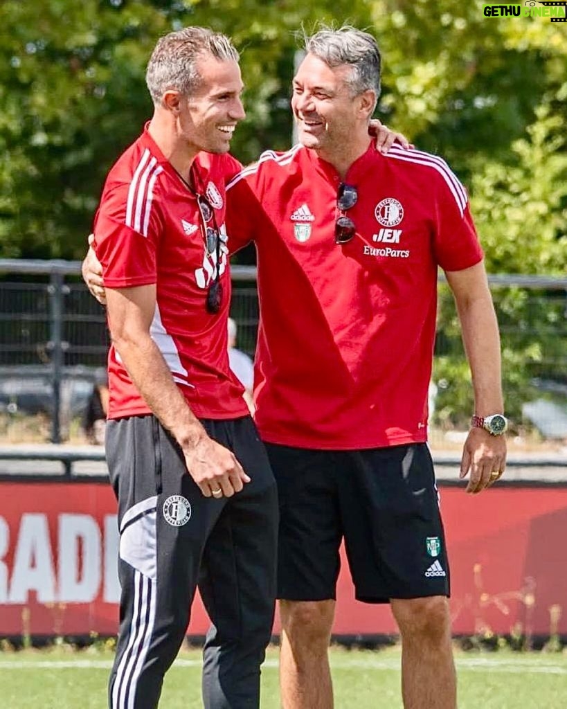 Robin van Persie Instagram - Best of luck at Shakhtar Donetsk, my friend @mpusic71 🫶 Thank you for sharing your experience & knowledge on becoming the best version of yourself as coach. We’ll miss you at @feyenoord, but you truly deserve this great opportunity. You’ve got this! 👊 P.S. Looks like I’ll have to find my next 2-touch partner now 🤷🏻‍♂️🤣 Rotterdam, Netherlands