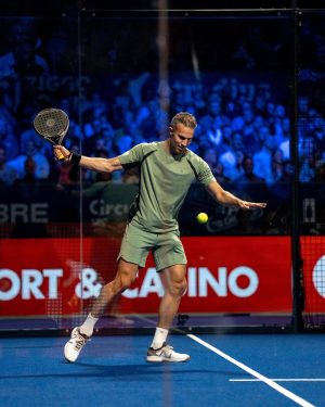 Robin van Persie Instagram - Great experience playing at @wptamsterdamopen once more! Intense match with some fantastic company 🎾🏆

Big shout-out to @jvanlottum and the entire WPT team! What a fantastic event, thanks for having us!

And a special thanks to the great BY VP team for all your hard work and effort!