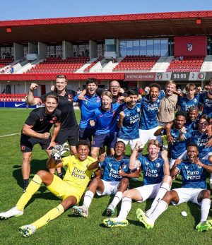 Robin van Persie Instagram - Hard fought away win! So proud of the team and staff 💪

Next up: Lazio 🔥 #UYL