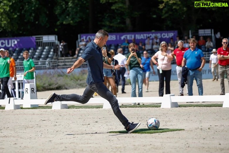 Robin van Persie Instagram - Lovely weekend @chiorotterdam 🤩🐴! Rotterdam, Netherlands