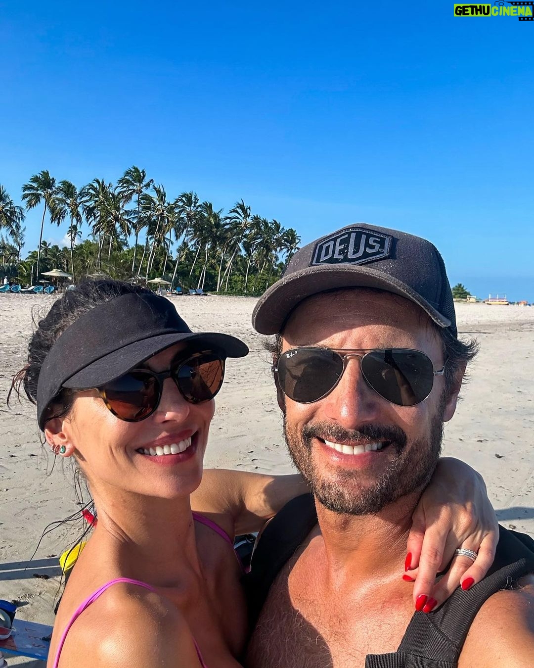 Rodrigo Santoro Instagram - Nossa aventura pelas águas cristalinas de Maragogi, uma das maravilhas do Brasil 💚 Muito obrigado, Kiti e Marcelo, pela acolhida tão carinhosa. As lembranças do mergulho na região vão acompanhar a gente pela vida.