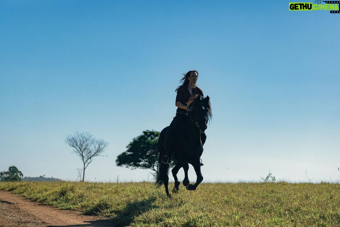 Rodrigo Santoro Instagram - Boas lembranças de #BomDiaVerônica por @talamontefotografia ❤️🐎