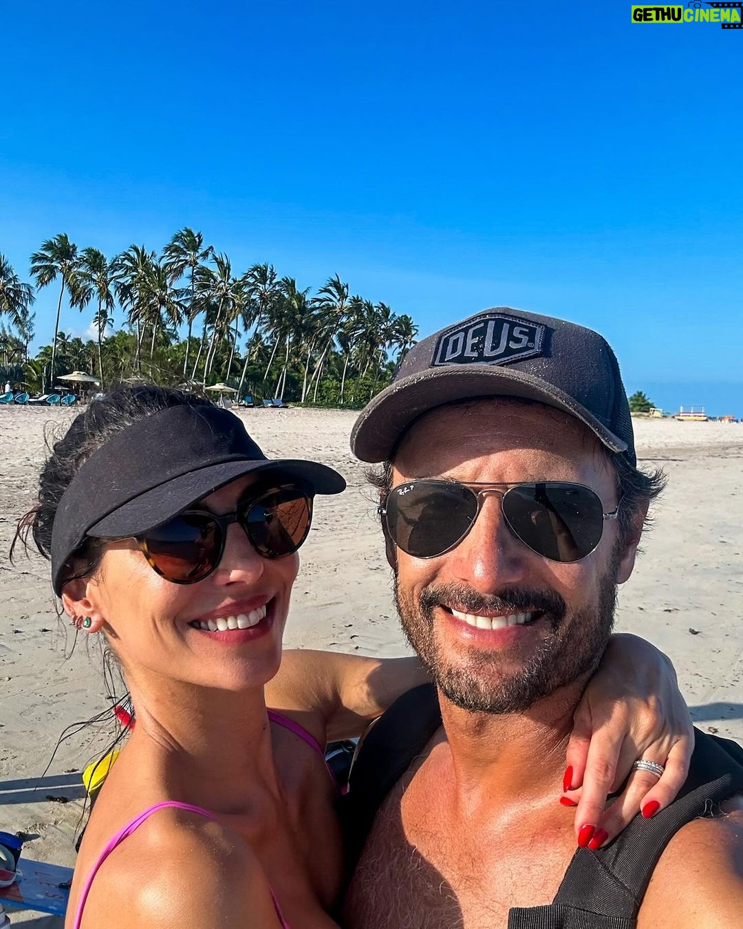 Rodrigo Santoro Instagram - Às mulheres da minha vida, hoje e sempre, eu só tenho a agradecer. A caminhada com vocês me ensina e me estimula. Obrigado por serem inspiração e por me impulsionarem pra mergulhar na vida que acreditamos. Farei o que for preciso pra que todos os dias das nossas vidas sejam o dia de vocês 🍀❤️ #DiaDasMulheres