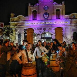 Rodrigo de la Serna Instagram - Hoy repetimos en el Cine Teatro Monumental Sierras de #AltaGracia el tremendo fiestón criollo de ayer en Ciudad de las Artes de #Córdoba. Se vemo!!
@blasalberti 
@juanhermelo 
@bramu.rafael 
#PedroKiscurno
Ph @facucardellafotos