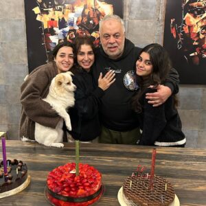 Rogena Instagram - كل سنة وانت احلى وأجمل واطيب قلب فى حياتنا ❤️
ربنا يحفظك لنا ويسعد قلبك
كل سنة وانت بخير وصحة وسلامة وعافية وسعادة ياحبيب عمرى ❤️
باابو البنات ❤️❤️
@ashrafzakyoffical 
@mayathezaki 
@mariaamzaky