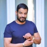 Rogena Instagram - انا لله وانا اليه راجعون اشرف مصيلحي فى ذمة الله الله يرحمك يااطيب خلق ربنا مع السلامة ياعشرة العمر اللهم ارحمة واغفر له واسكنة فسيح جناته ربنا يصبر قلبك يامنال انتى والاولاد اسالكم الدعاء بالرحمة والمغفرة