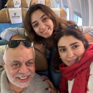 Rogena Instagram - كل سنة وانت احلى وأجمل واطيب قلب فى حياتنا ❤️
ربنا يحفظك لنا ويسعد قلبك
كل سنة وانت بخير وصحة وسلامة وعافية وسعادة ياحبيب عمرى ❤️
باابو البنات ❤️❤️
@ashrafzakyoffical 
@mayathezaki 
@mariaamzaky