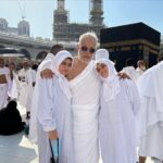 Rogena Instagram - الحمد والشكر لله اللهم دمهانعمة واحفظها من الزوال 🙏 مدد يارب مدد بلا عدد 🙏🙏🙏 @ashrafzakyoffical @mayathezaki @mariaamzaky @kadinafashionsabah ❤️❤️thank you ❤️❤️ Makkah Masjid-ul-Haram