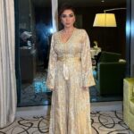 Rogena Instagram - برنامج جمعتنا الليلة Stylist:@osama.eldeebstyle Hair by nebras : @laloge_uae @reemabousamra Makeup: @lucinmua Dress: @bellucci_caftan Jewelry @nsoulijewelry