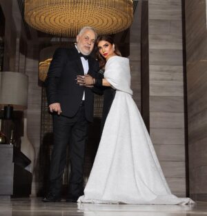 Rogena Instagram - @joyawards.official مهرجان
ليله فنية رائعة جمعت الفن العربى فى الرياضstyld by  @tarekyehia.official 
Designer  @eman_alajlan 
Make up @manargamilmakeupartist 
Hairstylist @aljawhara_hair 
Photographer @soma_photography19
Jewelry
@alaqili_jewelery 
Suit @ahmedlotfy101