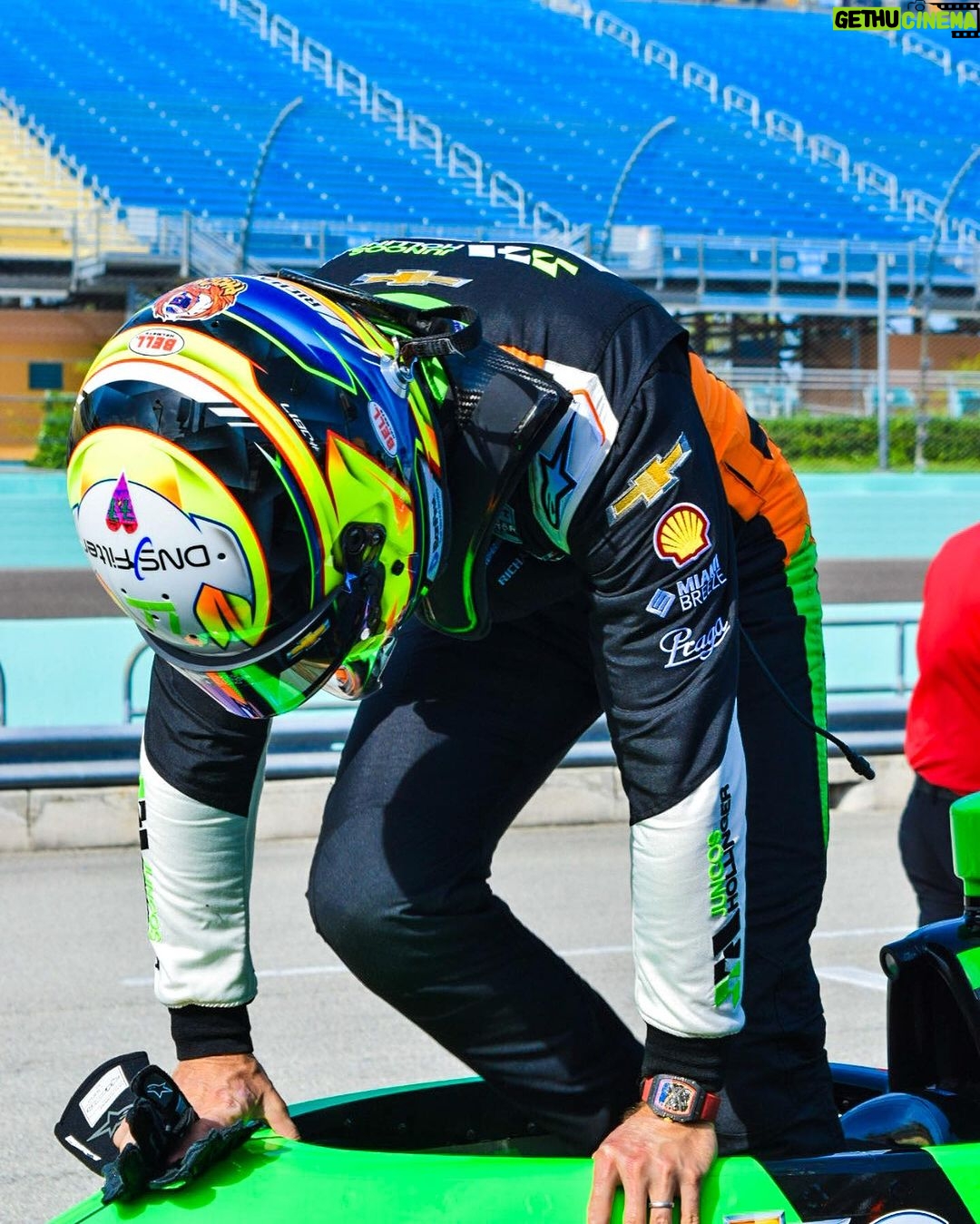 Romain Grosjean Instagram - First laps for @grosjeanromain behind the wheel of #77 💚 Homestead-Miami Speedway