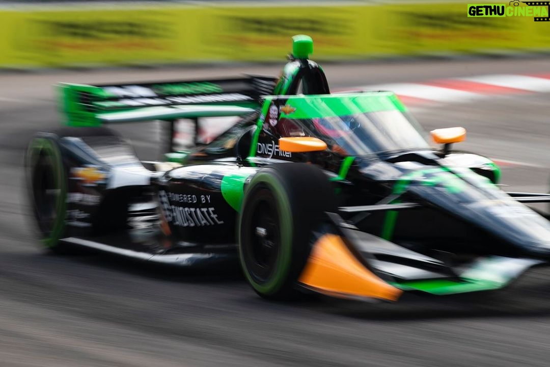 Romain Grosjean Instagram - Feels good and ready for the season opener in St Pete 💯😃 #indycar #juncos @juncoshollinger