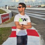 Romain Grosjean Instagram - St Pete track walk ✅ Excited to be on track tomorrow. One of my favorite street course of the year 💯 #stpetegp #indycar #juncos