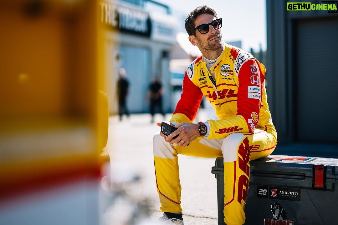 Romain Grosjean Instagram - Laguna Seca test day. Track is mega fast! Let’s have a good finale with the #28 WeatherTech Raceway Laguna Seca