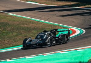 Romain Grosjean Instagram - Seriously beautiful race car right here 
@lamborghini SC63 at Imola
Can’t wait to drive it State side