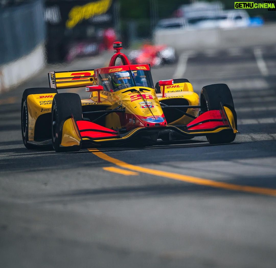 Romain Grosjean Instagram - The @dhlus car looks good and is fast in Nashville 💯 Downtown Nashville