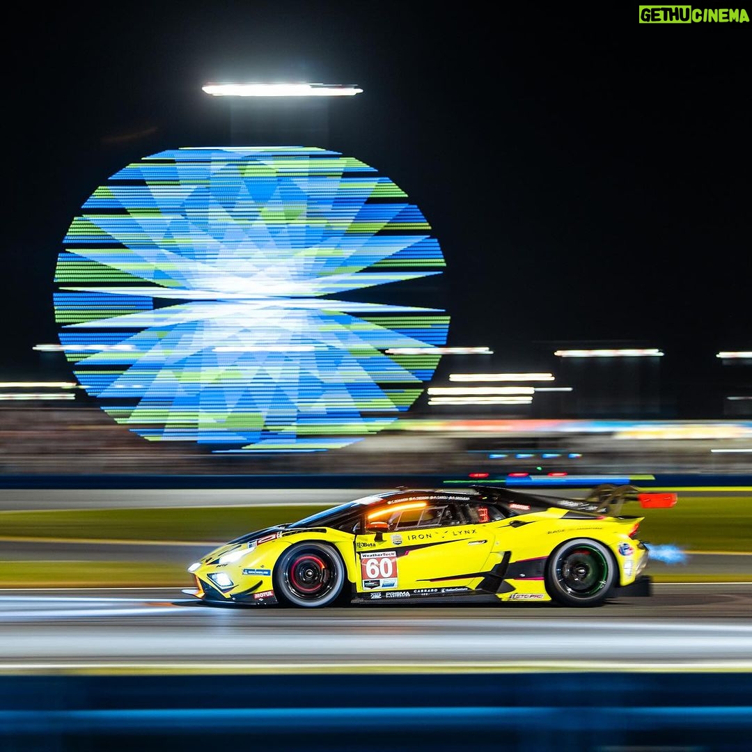 Romain Grosjean Instagram - Daytona 24 final prep going on 💪🏻 @lamborghinisc @iron.lynx