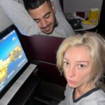 Roman Kagramanov Instagram – те самые брат с сестрой!🫧

путешествуем живот к животу уже больше года! суточные перелеты, жоские джетлаги, недосыпы, больные животы, простуды, чесотки, чехотки, ныряния, взлеты, самолеты, прыжки, балдежи, куражи, отрыжки, мышки-таракашки, авитаминозы и слабость, усталость, один выходной за три недели – радость, жиры, углеводы, водопады и броды, экстрим и жопа, не быть дома годами, личной жизни не иметь – это все с нами! это Тревел-Баттл! мы не туристы мой друг, мы путешественники. Люблю!

 #путешествия #тревелбаттл #друзья #пятница Выходной с ребенком