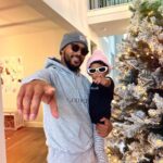 Romeo Miller Instagram - Just at the crib trying on the new @romeeverything threads for the relaunch this holiday season and my little River Rose saw the baby gear and dressed up like daddy, went and grabbed her shades and crashed the party and never left my side. Guess I found my new R|E model lol. Man I love being a girl dad! 🥹😎🤍💕 #GodGotMe #RomeEverything #LinkinBio #GirlDad #Twin