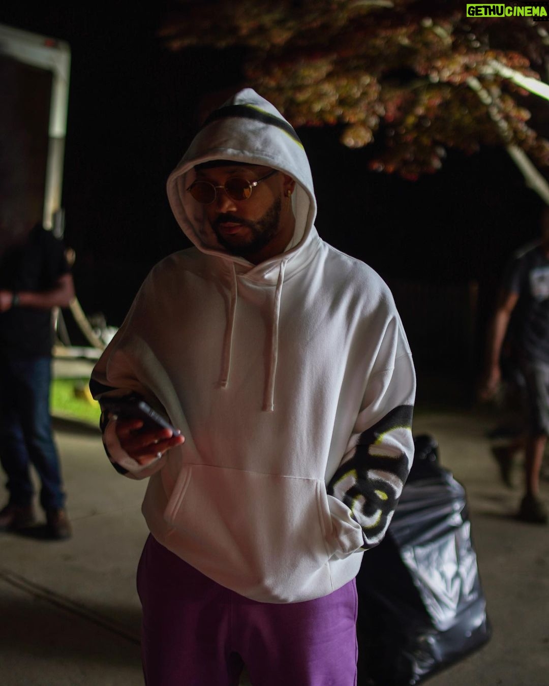 Romeo Miller Instagram - Just been on the grind diving into my Leading Man bag this season. Swipe to the last post to get a lil glimpse into the upcoming new season of @alacarteallblk season 2! Canβt wait for yall to meet Jamal & Evette, @indialove kilT it! Shout out to the entire cast and crew, director and @watchallblk familia. Coming Soon. ππ₯π₯ Photography by @elijah.wells. Atlanta, GA