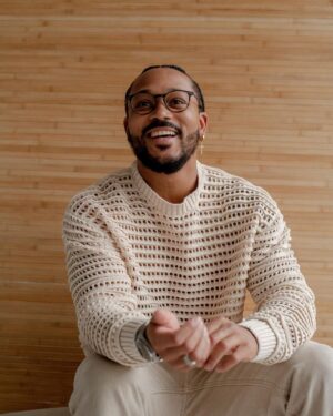 Romeo Miller Instagram - • God said Solomon could have anything in the world and Solomon asked for wisdōm. It was Solomons knowledge that made him the richest king. LongStoryShort•

Wealth is an idea; most successful people had a visiøn first. 

Example, Steve Jobs is remembered because he gave us something for generations; not only because of his fortune. Remember, the fortune comes with the giving. You are never remembered for what you SAVED, history has proven that you are remembered for what you GAVE. 

Can’t wait to share my energy tech partnership soon, we are getting ready to change the world! A·lign·ment. 🌱🔋 🌍⏳

All smiles by @sarah.lizphotos.