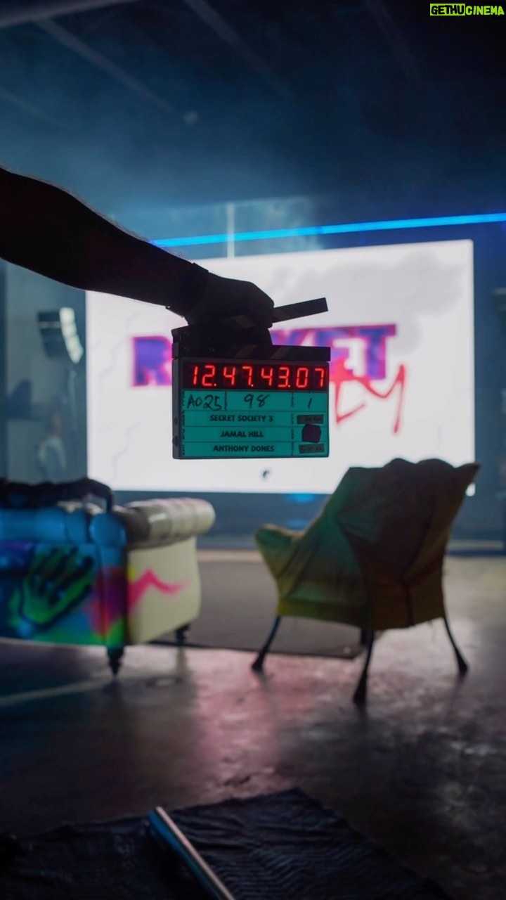 Romeo Miller Instagram - Meet Ryan 🥷🏽 Secret Society 3 written by @miashaofficial premieres December 15th on @amazonprime! Filmed this project in la bella Miami with my fam @marcomall and one of my all time fave directors @jamalhill_. Always gone show love to the ones putting on for the culture and bringing more jobs and diversity in entertainment. ¡Sintonizar! 📸: @elijah.wells. Miami, Florida