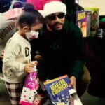 Romeo Miller Instagram - Romeo Miller and S.T.R.E.A.M (@streamglobalorg) For the Holidays inspired by middle schooler Amari and @niamaniknight, gives back and gifts over 200 kids in need with not only toys but also @moneyatti clothing and Master Crunch cereal for their families. A big thank you to @californiahighwaypatrol (Chanel & Jose) and all the friends, family, and staff that came out and gave their time for a great cause even in the rain storm. This is how we make a difference. The little things. Happy Holidays and Feliz Navidad! Santa wear earth tones not just red baby! 🤎💚 The more we make, the more we give. Visit PLBSE.com. Video: @kermel_yohannes 2 Corinthians 9:6-8