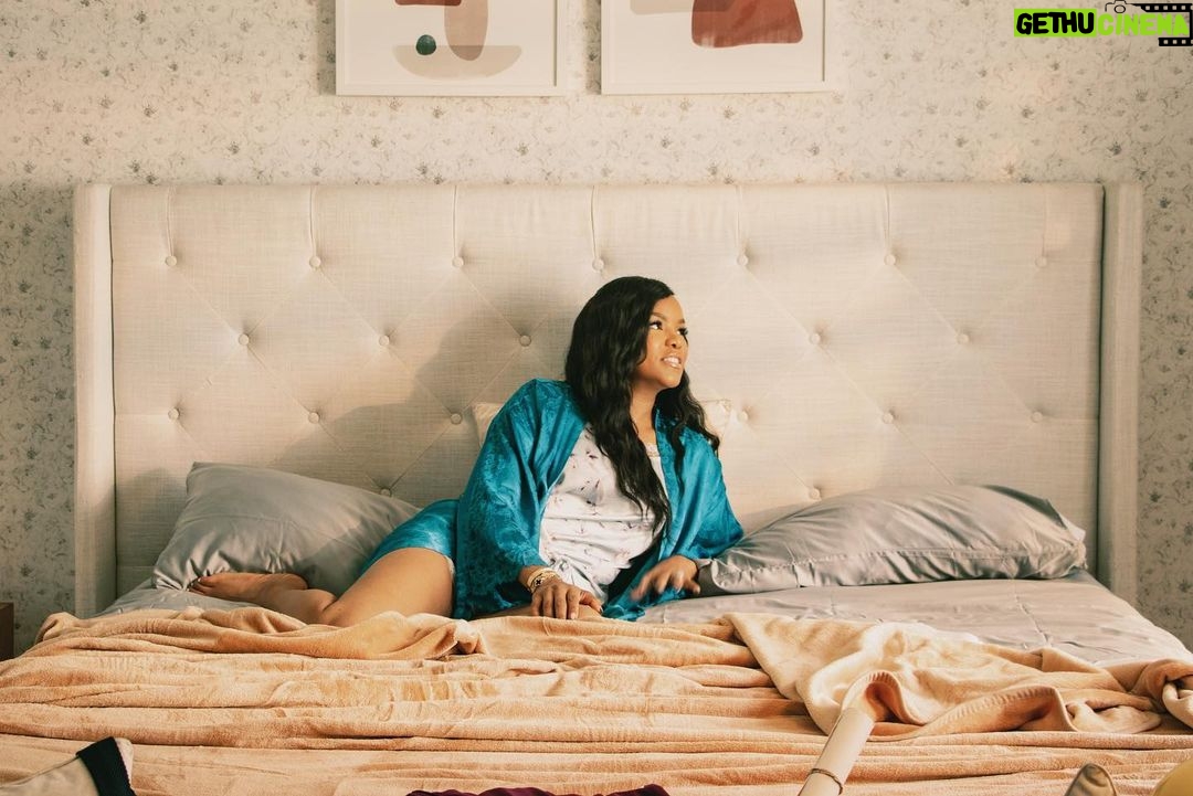 Romeo Miller Instagram - In honor of A Miracle Before Christmas premiering tomorrow DEC 8th on @betplus, here’s some bts by @kermel_yohannes. Our director @lazrael_lison got straight into it and my first scenes with the incredibly talented @letoyaluckett was the bedroom scenes ha, talk about breaking the ice! But just wanted to thank all of the wonderful cast and crew involved, nobody knew, but I decided to keep it private and finished this film even after the death of my little sister with a big smile and good vibes to make sure we captured the magic this movie deserved without any distractions. I was broken behind the curtains, but vowed to be a light on this set! You guys were my sanctuary and didn’t even know it. That’s why I’m gentle with people, because you never know what one is carrying. This movie will always hold a special place in my heart and can’t wait for yall to see it. Proverbs 18:10. #ForTyty 🕊 Bet+ premiere December 8th & BET tv premiere December 23rd.