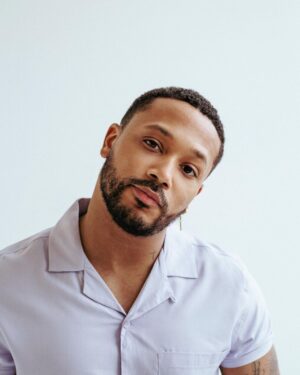 Romeo Miller Instagram - My fave pics of 2022 happen to be by the amazing and talented @sarah.lizphotos. The best is yet to come! Happy New Years and more peace ☮️ and blessings ✝️ to you and yours. B Ë L Î Ë V É • Mark 9:23. Hello 2023.