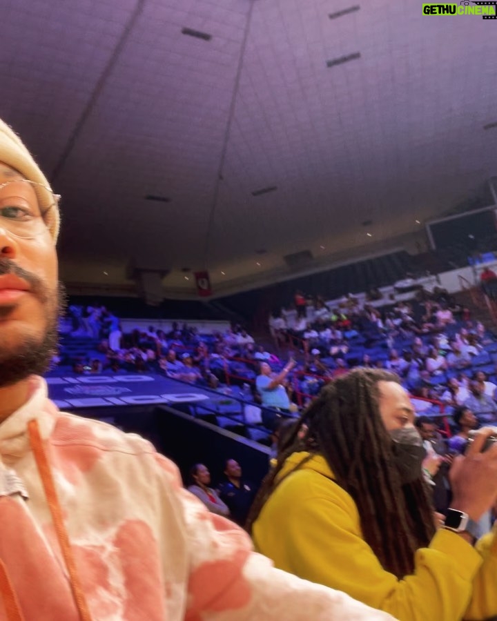 Romeo Miller Instagram - After the show it’s the after party! Court side with my NOLA brother @dee1music celebrating the best in Black college basketball at the inaugural HBCU All Star Game sponsored by AT&T the other day. @att thank you for having me and shoutout to my hometown for hosting an amazing event. C'est un truc de la Nouvelle Orléans. #GoodTimes Photography by @elijah.wells. New Orleans, Louisiana