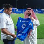 Ronaldo Instagram - Ronaldo “The Phenomenon” at #AlHilal Club 💙 📸 الأزرق يليق في الظاهرة “رونالدو” 💙 ‏⁧‫#الهلال‬⁩ نادي الهلال السعودي
