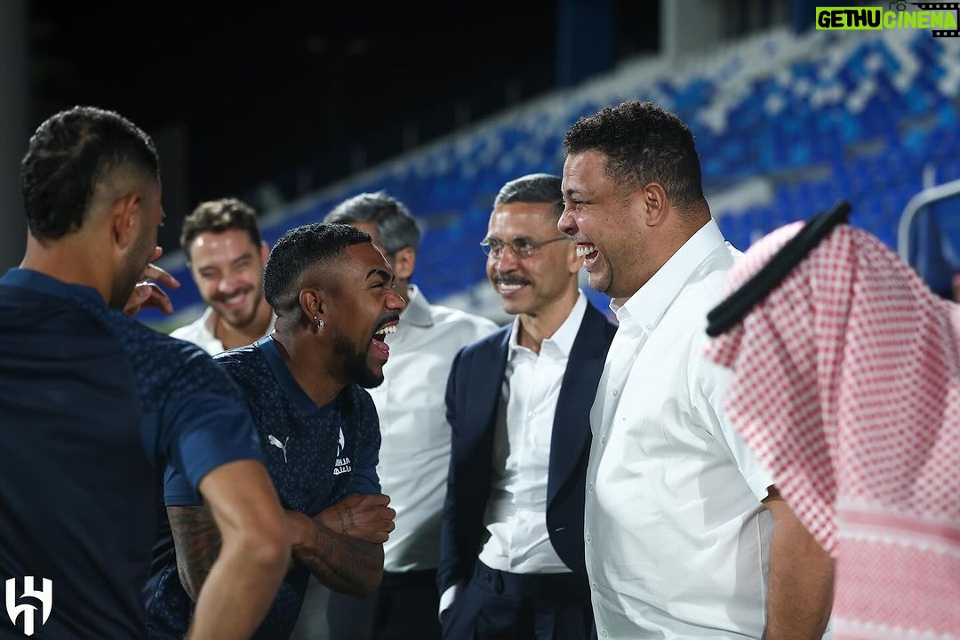 Ronaldo - 403.8K Likes - Ronaldo “The Phenomenon” at #AlHilal Club 💙
📸 الأزرق يليق في الظاهرة “رونالدو” 💙
#الهلال