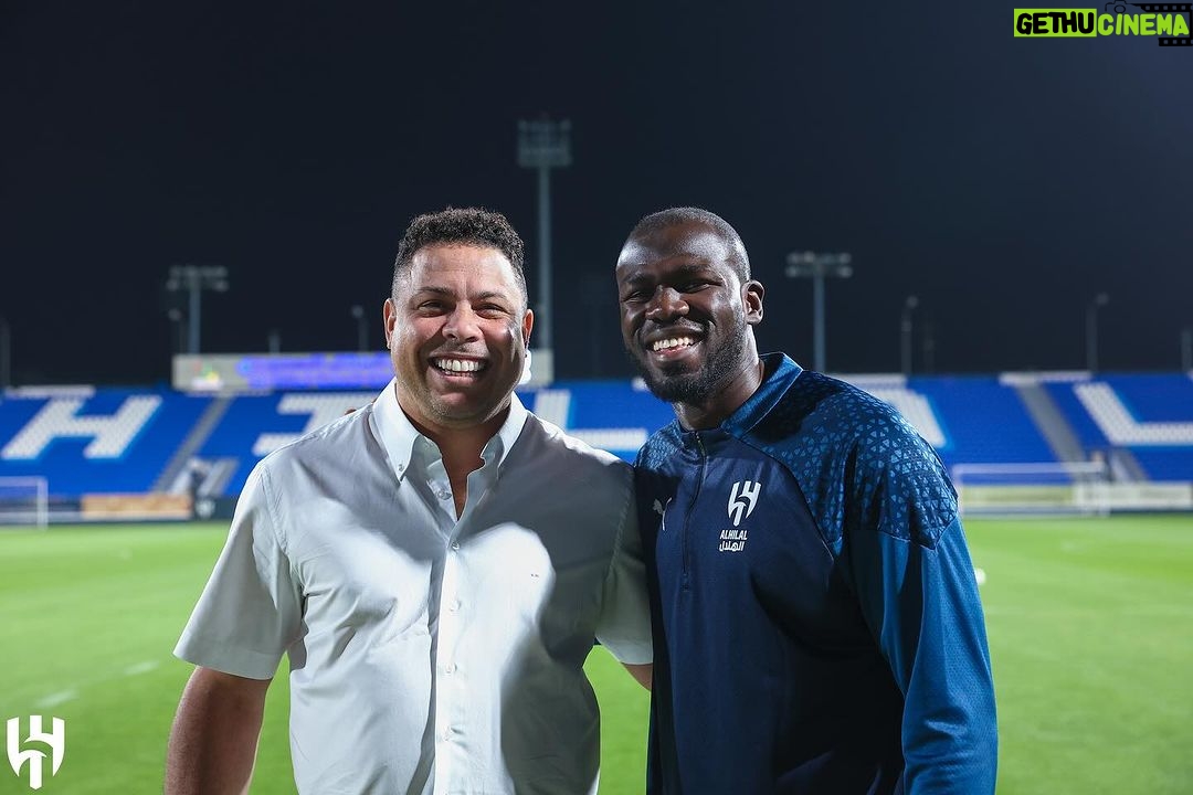 Ronaldo - 403.8K Likes - Ronaldo “The Phenomenon” at #AlHilal Club 💙
📸 الأزرق يليق في الظاهرة “رونالدو” 💙
#الهلال