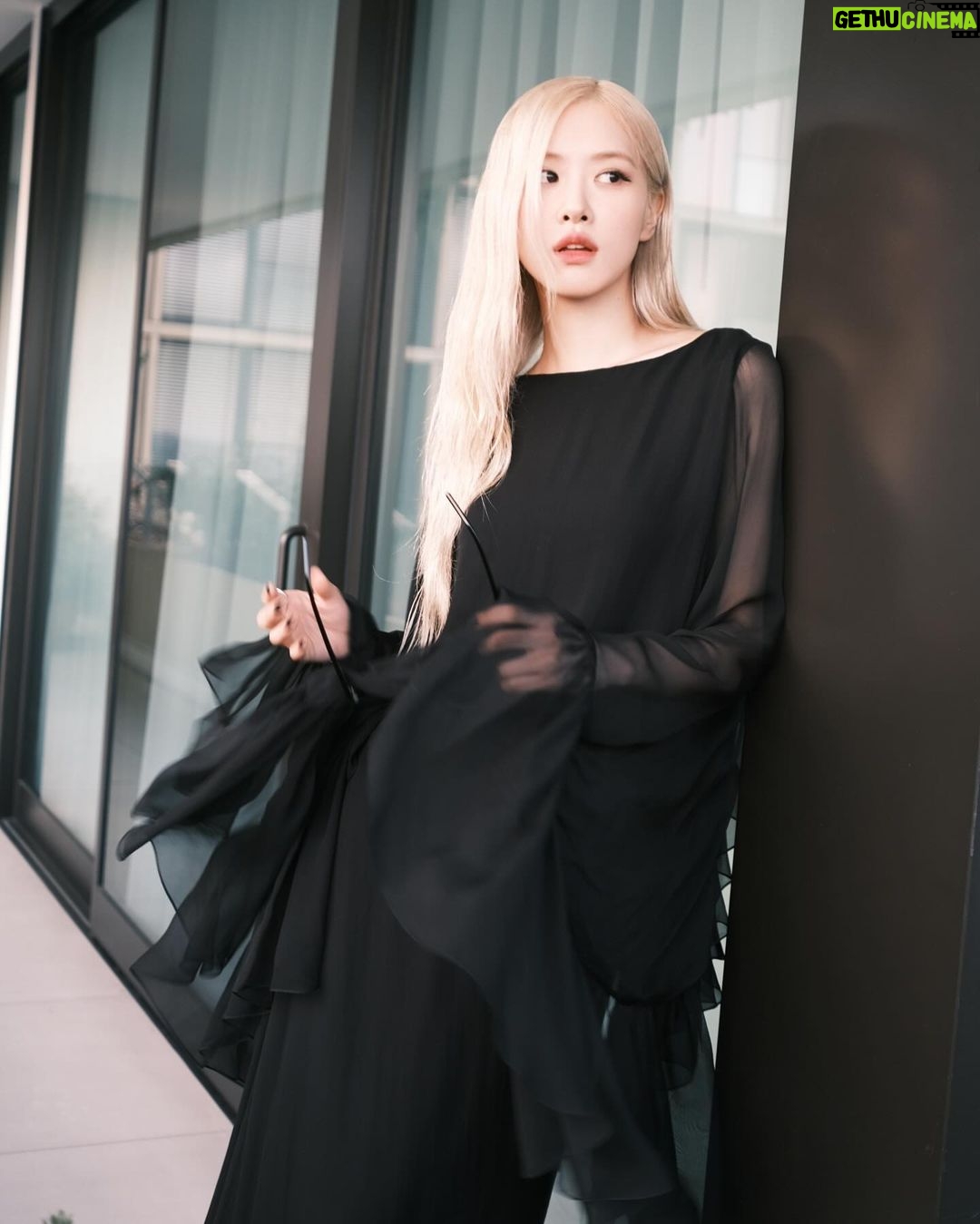 Rosé Instagram - Saint Laurent pre-oscar party in @ysl @anthonyvaccarello ❤️ Hollywood, California