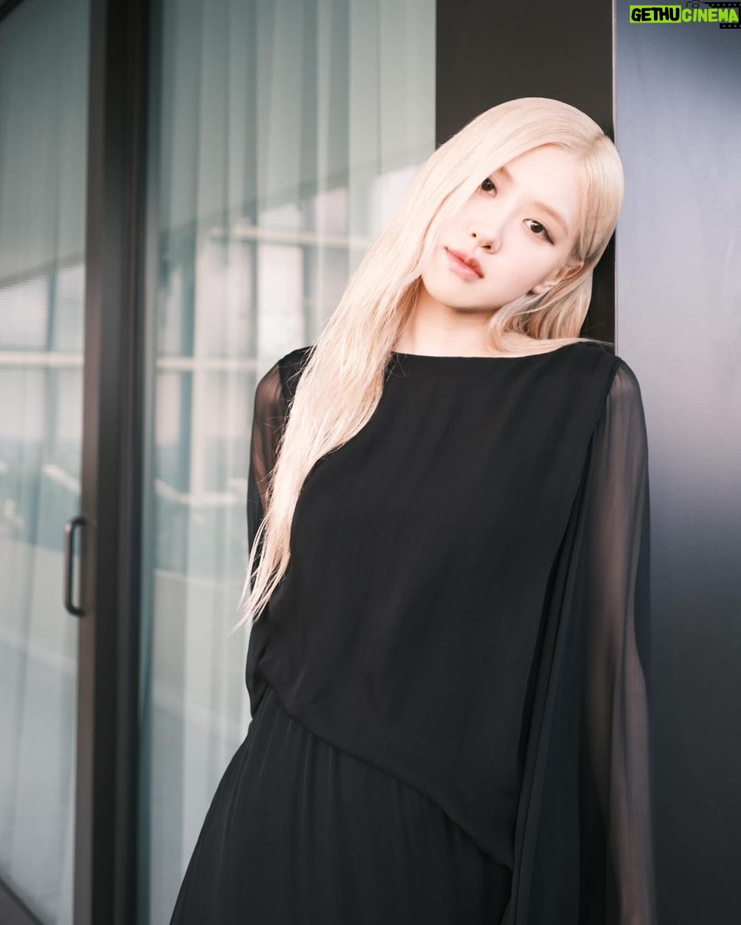 Rosé Instagram - Saint Laurent pre-oscar party in @ysl @anthonyvaccarello ❤️ Hollywood, California