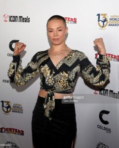 Rose Namajunas Instagram - Red carpet @worldmmaawards female fighter of the year!