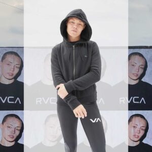 Rose Namajunas Instagram - Let it begin 🌹 @rvca #fightweek