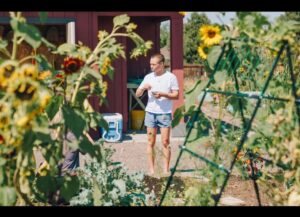 Rose Namajunas Instagram - #bearfruit #plantaseed #communitygarden @rvca @denverurbangardens
