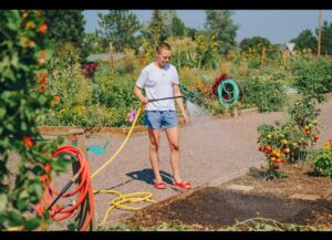 Rose Namajunas Instagram - #bearfruit #plantaseed #communitygarden @rvca @denverurbangardens